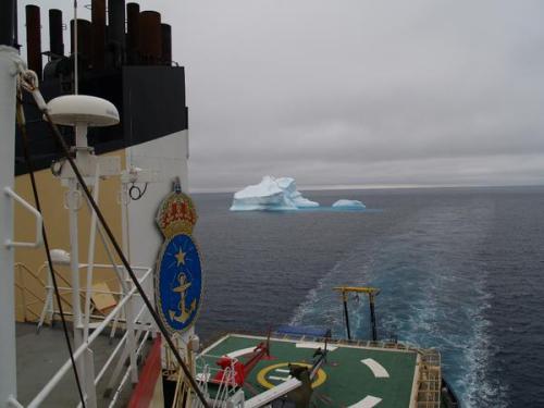Swedish icebreaker I/B Oden 22 July 2015 on its way to Thule. [Photo Credit: https://twitter.com/SjoV_isbrytning]